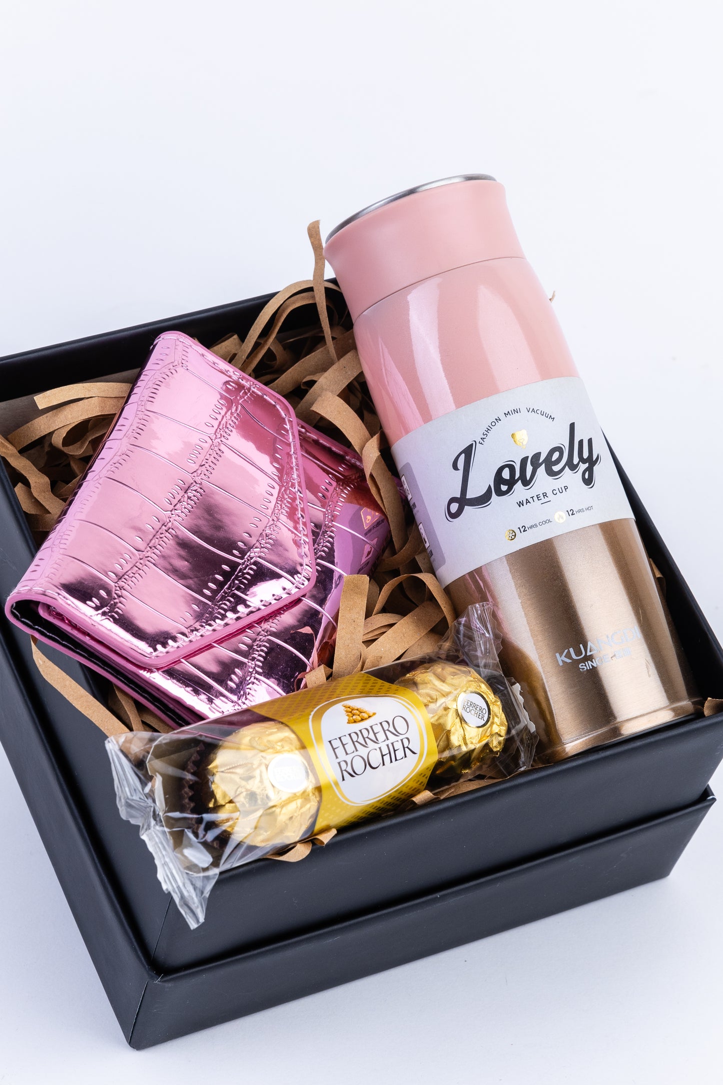 
                  
                    Mom-Tastic BOX
                  
                