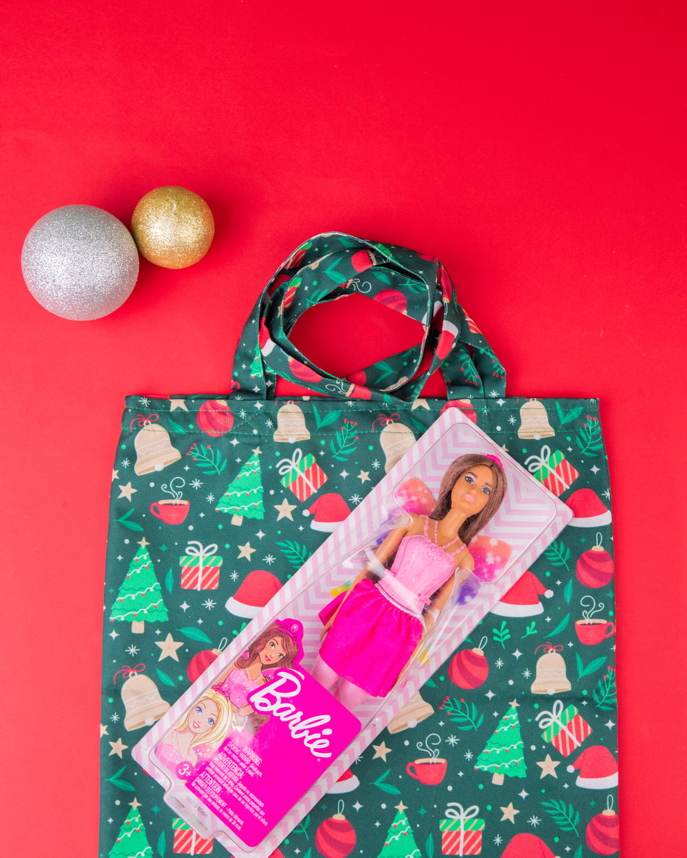 Barbie’s Holiday Dream Tote