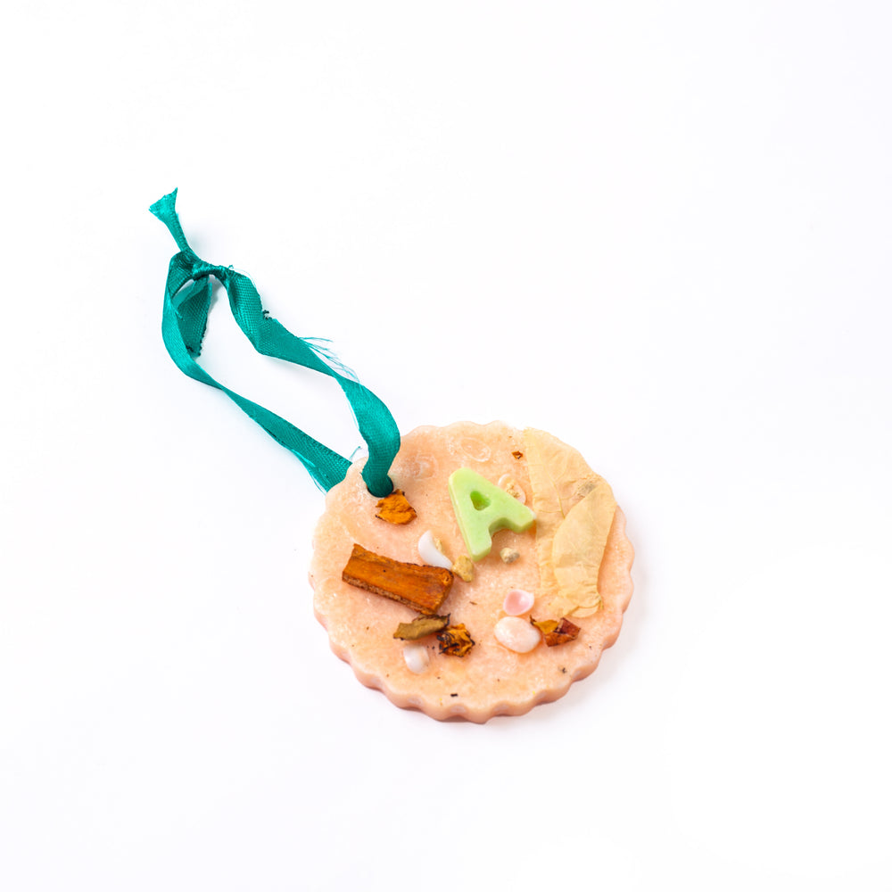DHYAAN HOUSE-1pc random fragrant