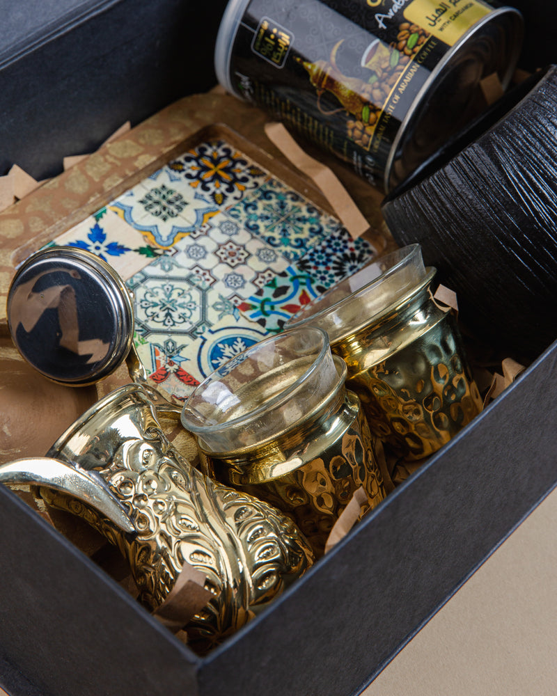 
            
                Load image into Gallery viewer, Arabian coffee gift box
            
        