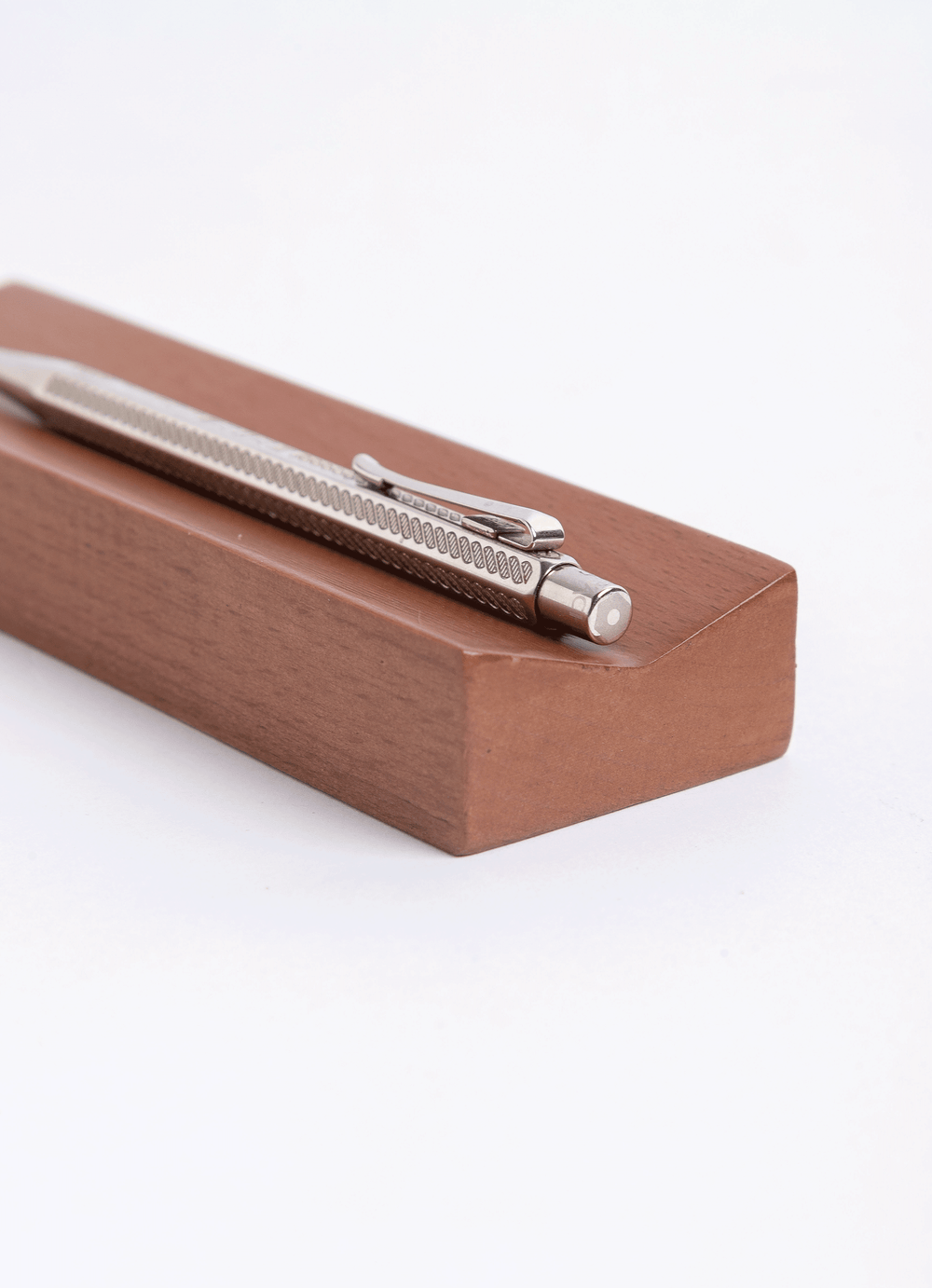 Noted-Pen Holder