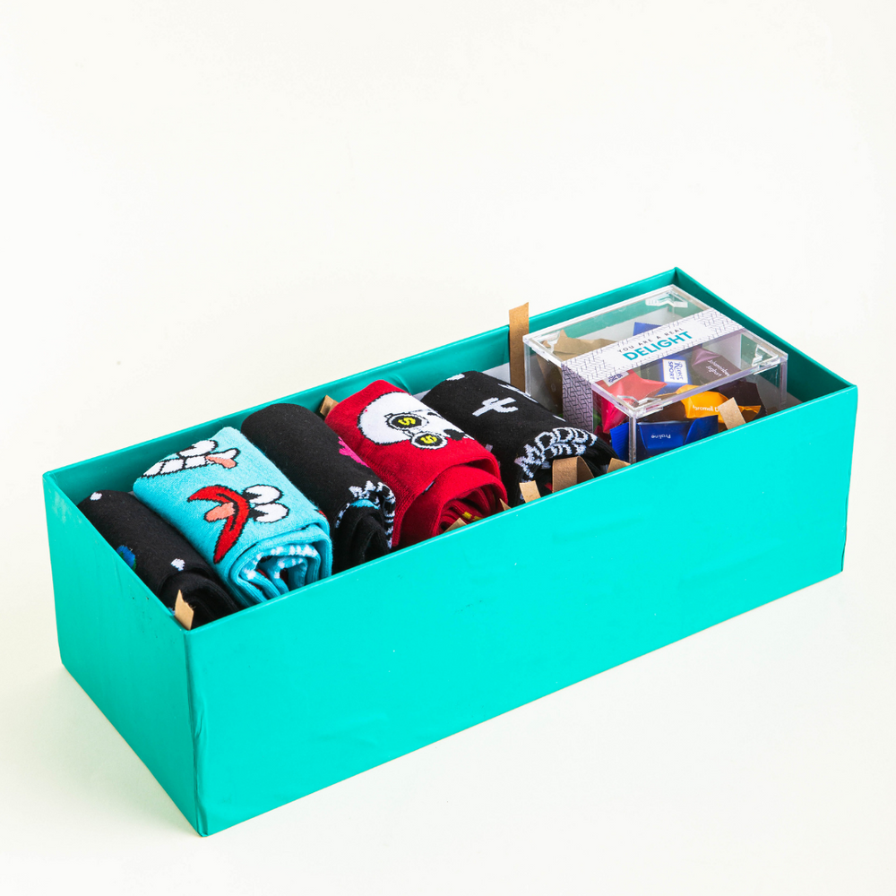 
                  
                    BloomBox-Happy Feet Gift Box
                  
                