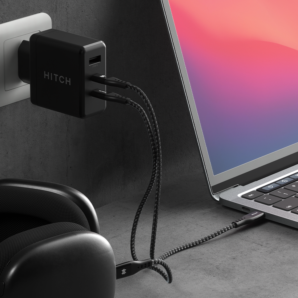 Hitch-65 Gan Charger Compact Size