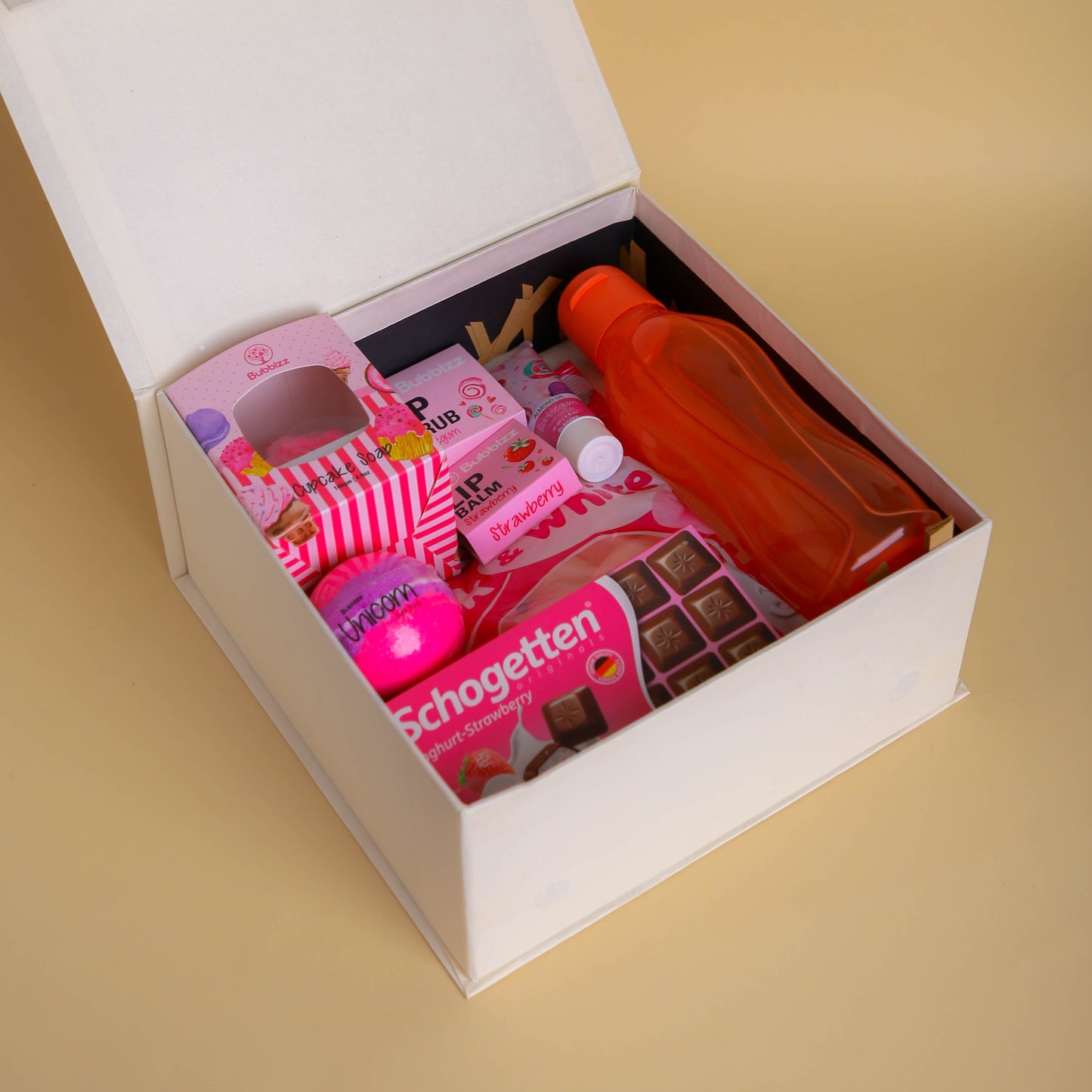 
                  
                    Ready Made Gifts-Super Woman Gift Box
                  
                