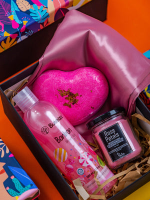 
            
                Load image into Gallery viewer, Ready Made Gifts-Relax and Unwind Beauty Box
            
        