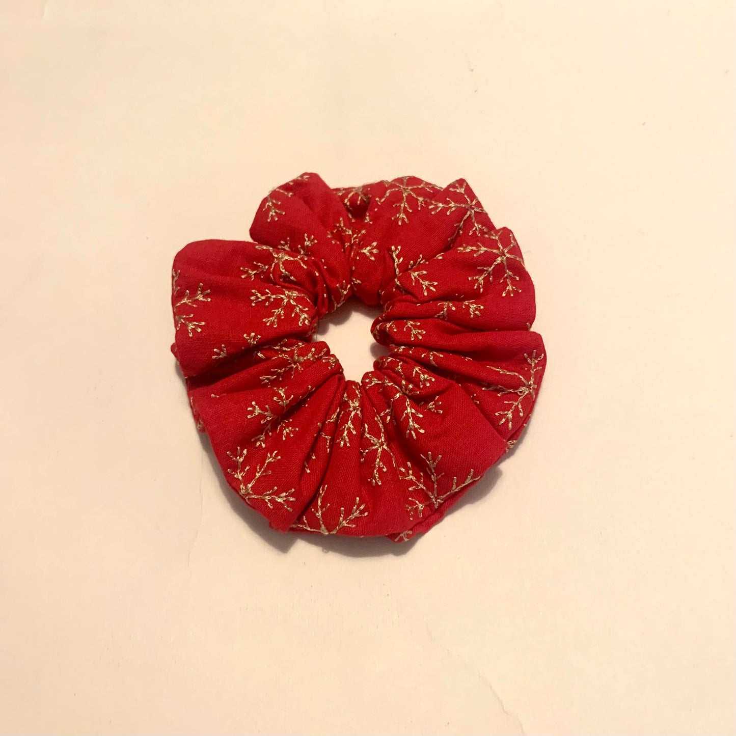 Localize Me-Snow Flake Scrunchie