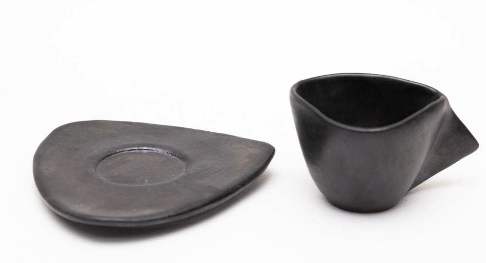 GI Design-V Iconic Mug "Black"