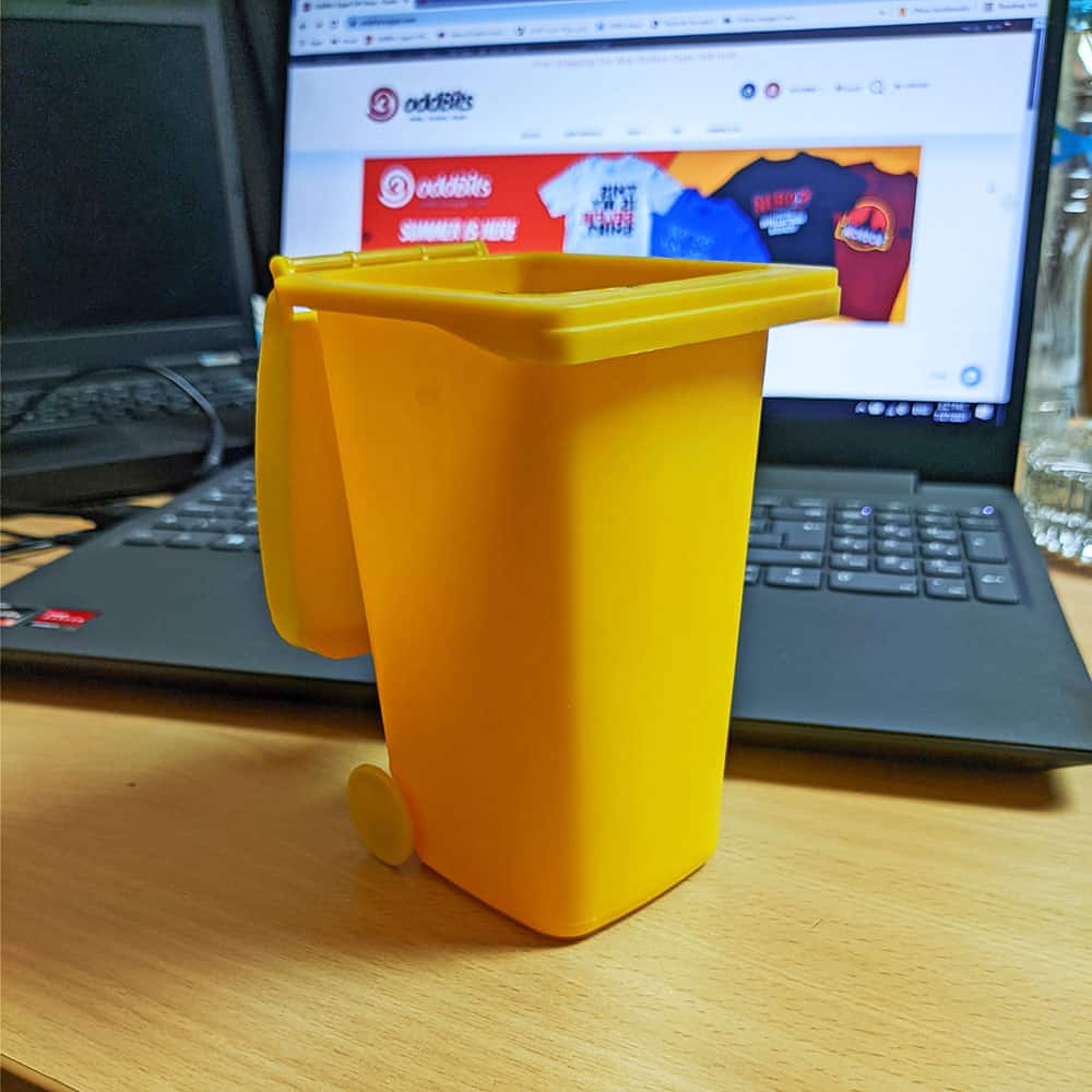 
                  
                    OddBits-Trash Bin with Lid Pen Holder "Yellow"
                  
                