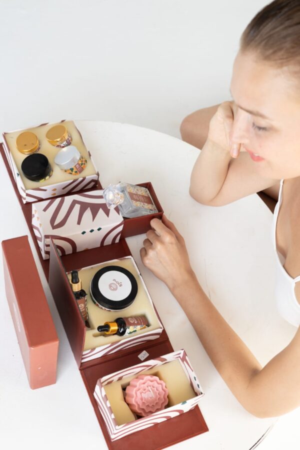 Ready Made Gifts-Samra Essential Package