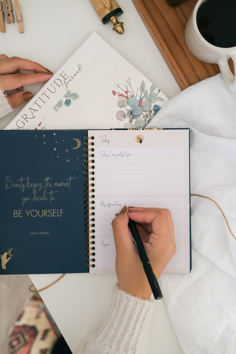 Mindwell-Original Journals White Floral Starter
