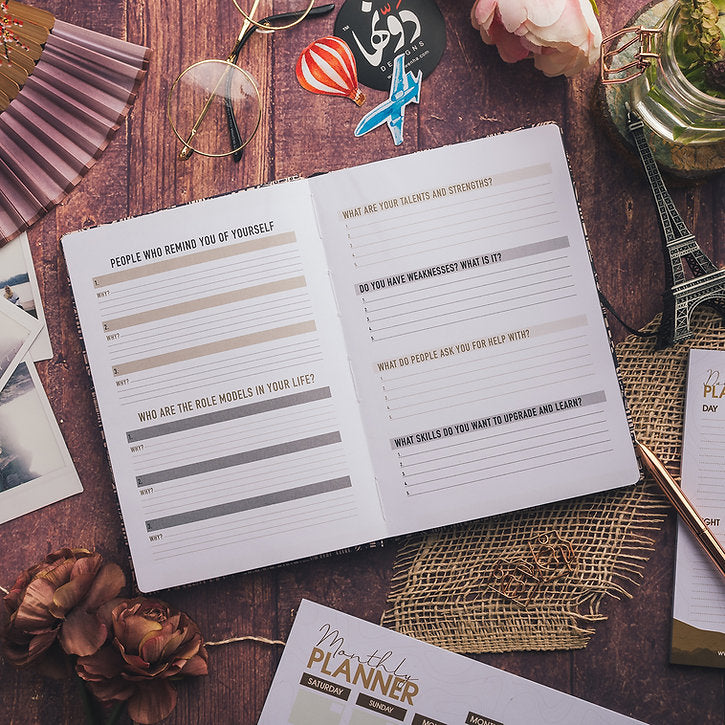 Dawenha-Wnaltky Adventure notebook
