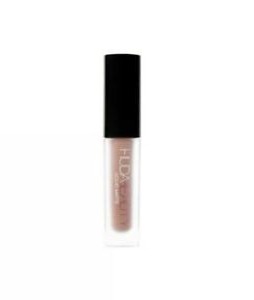 Huda Beauty-Liquid Matte Lipstick "Wifey"