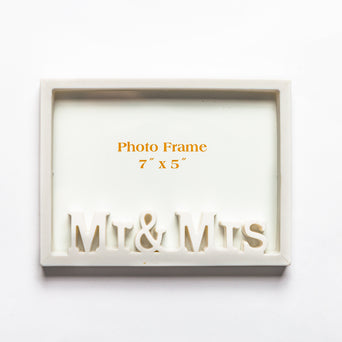 Design Avenue-Mr & Mrs Photo Frame