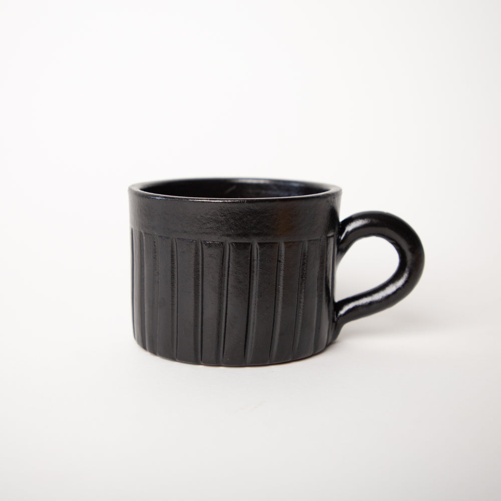 Cattleya-Roman Black Mug